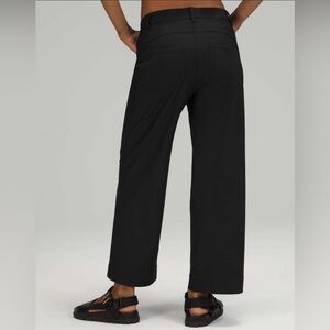 Lululemon City Sleek 5 Pocket Wide-Leg High Rise 7/8 Length Pant Black Size 29